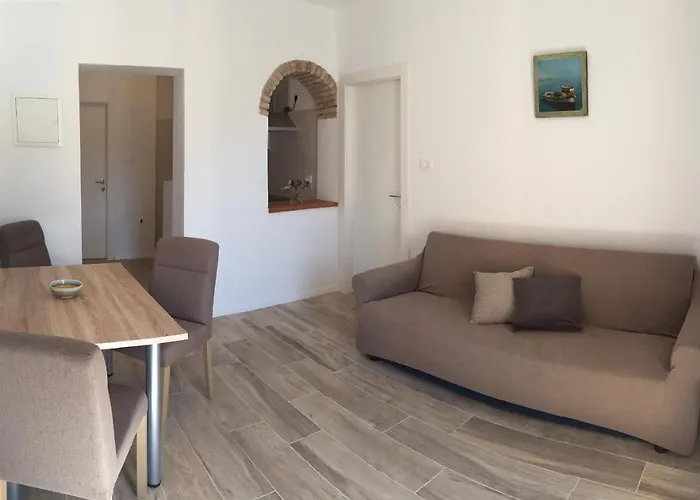 Apartment Lucia Cres